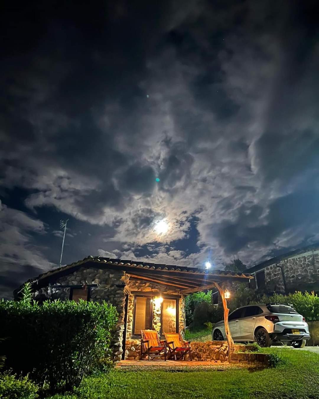 Cabanas Y Hostal Bonanza Mesa De Los Santos 洛斯桑托斯 外观 照片