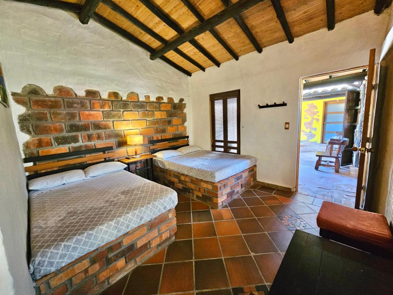 Cabanas Y Hostal Bonanza Mesa De Los Santos 洛斯桑托斯 外观 照片