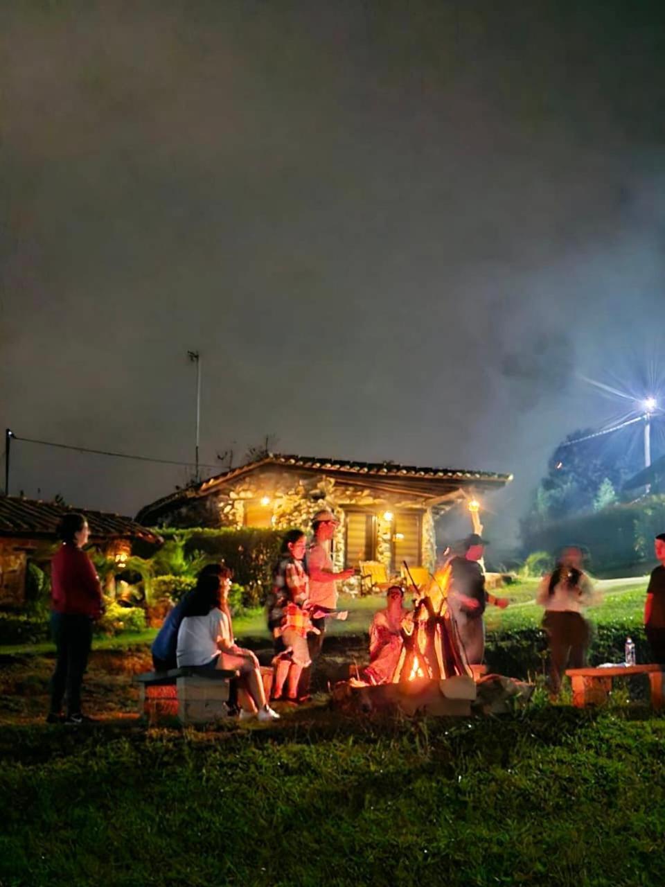 Cabanas Y Hostal Bonanza Mesa De Los Santos 洛斯桑托斯 外观 照片